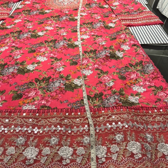 Pakistani embroidered long shirt.Long sleeve. - Picture 6 of 6